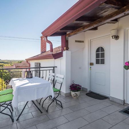 Gorgeous Apartment In Musalez With Kitchen Екстериор снимка